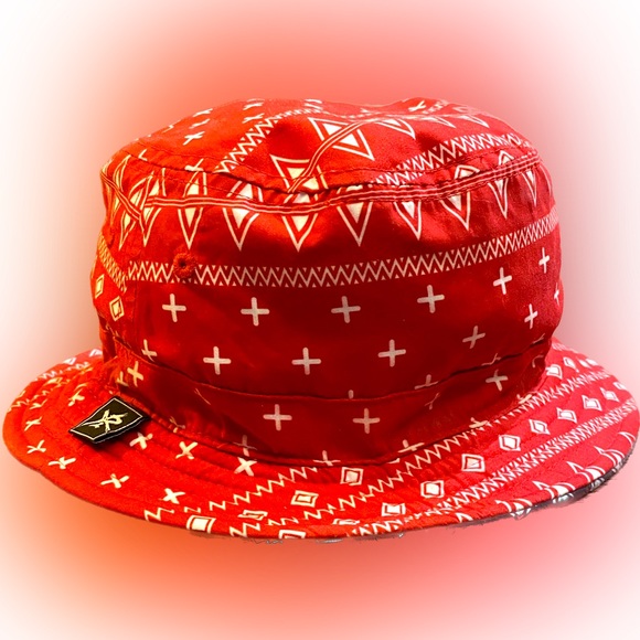 Y&R Reversible Bandana Bucket Hat - Picture 2 of 5